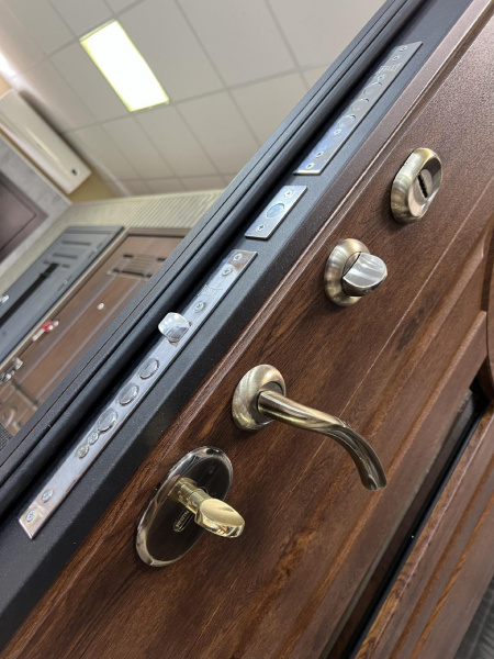 АФИНА ГРЕЦКИЙ ОРЕХ(ДВУХСТВОРЧАТАЯ)